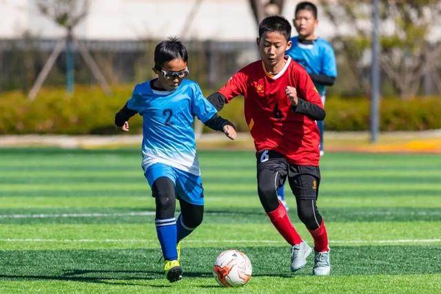 爵士擒公牛止6连败 格林关键三分火箭克尼克斯